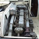 Motor zonder motorkap